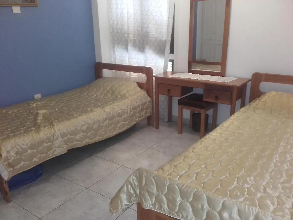 Property Direct Castella Apartment Larnaca 0*,  Cipro